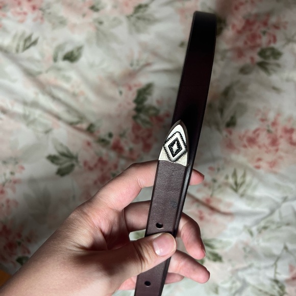 American Eagle Size M/L Women’s Genuine Cow Leather Belt Brown Western Boho - Picture 3 of 5